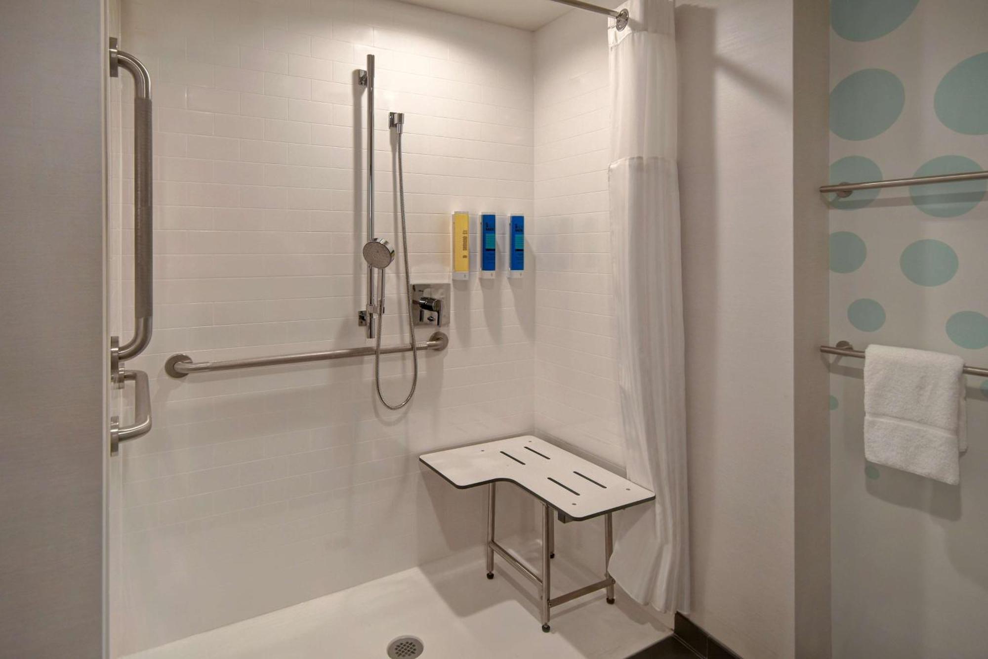 Отель Tru By Hilton Concord, Nh Экстерьер фото
